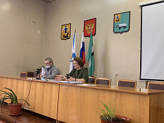 18 марта в районном Собрании депутатов прошли  депутатские слушания  по вопросу «О выполнении рекомендаций «круглого стола» от 26-27 ноября 2019 года