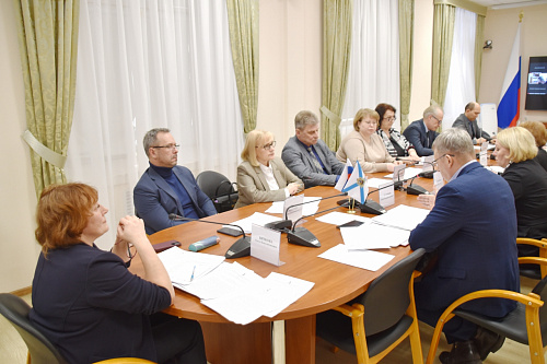 Приоритетная задача – повышение уровня оплаты труда педагогов